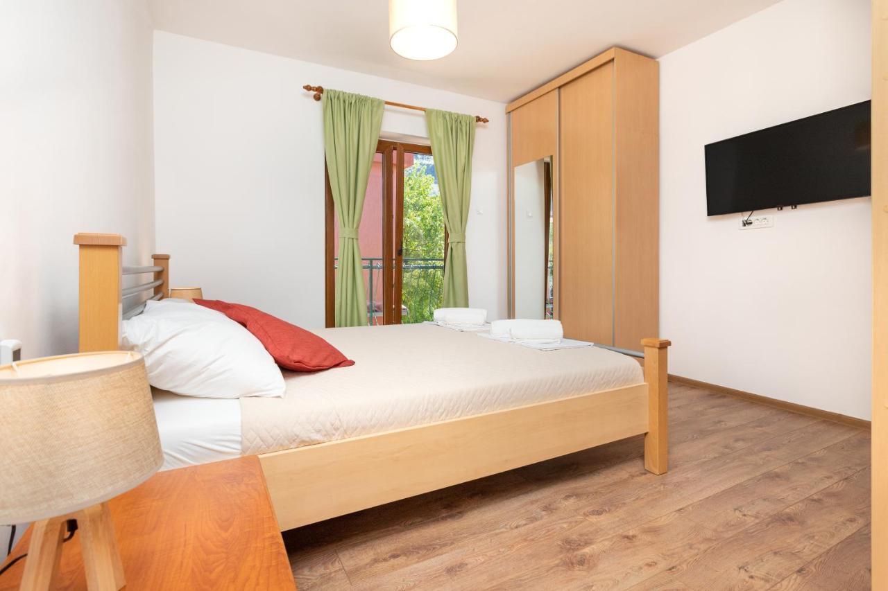 Seafoam Apartment Kotor Ngoại thất bức ảnh
