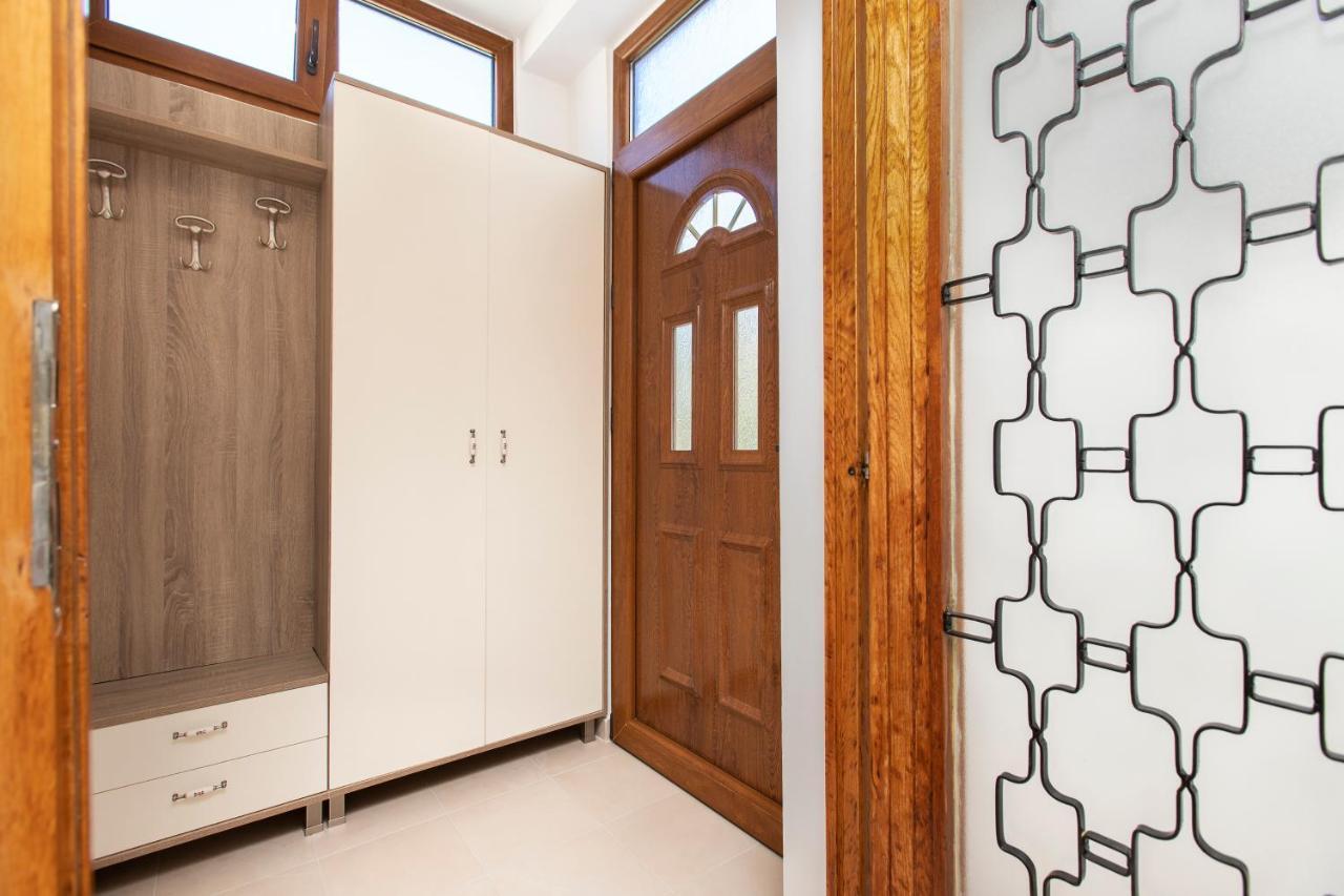 Seafoam Apartment Kotor Ngoại thất bức ảnh