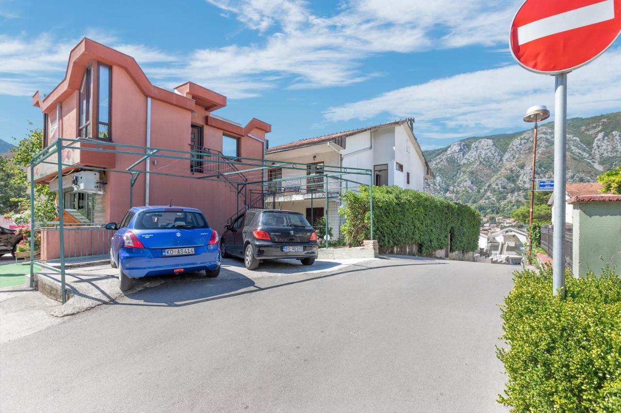 Seafoam Apartment Kotor Ngoại thất bức ảnh